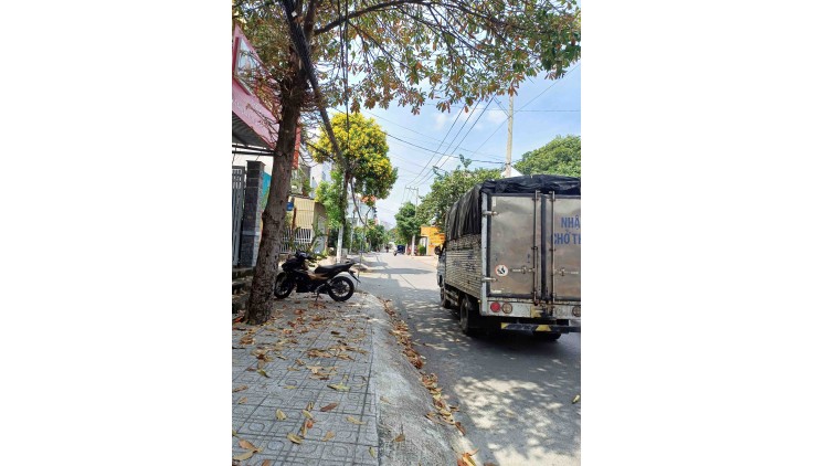 Bán nhà Mặt Tiền Kinh Doanh 116m2_5,5x21m Gần Phạm Văn Đồng Linh Tây Thủ Đức Chỉ 13,5 tỷ.